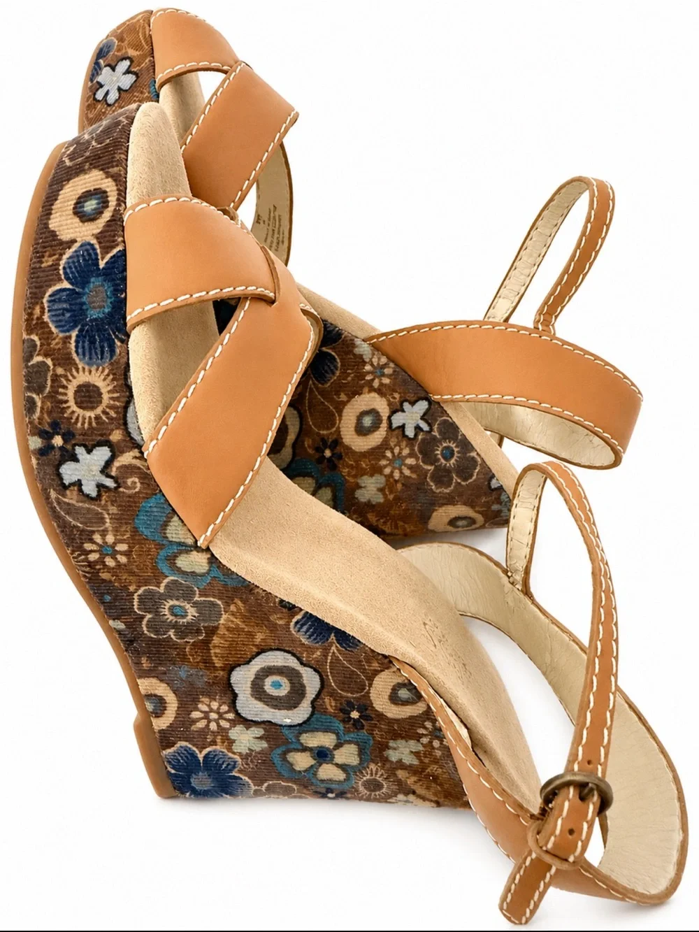 NWOT GUESS Floral Platform Wedge Sandals Size 6